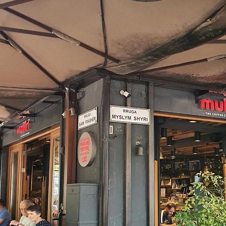 Alle'S M Shyri Studio Apartment Tiran Dış mekan fotoğraf