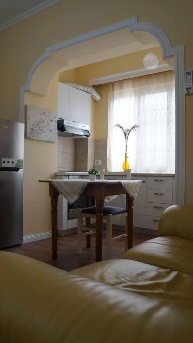 Alle'S M Shyri Studio Apartment Tiran Dış mekan fotoğraf