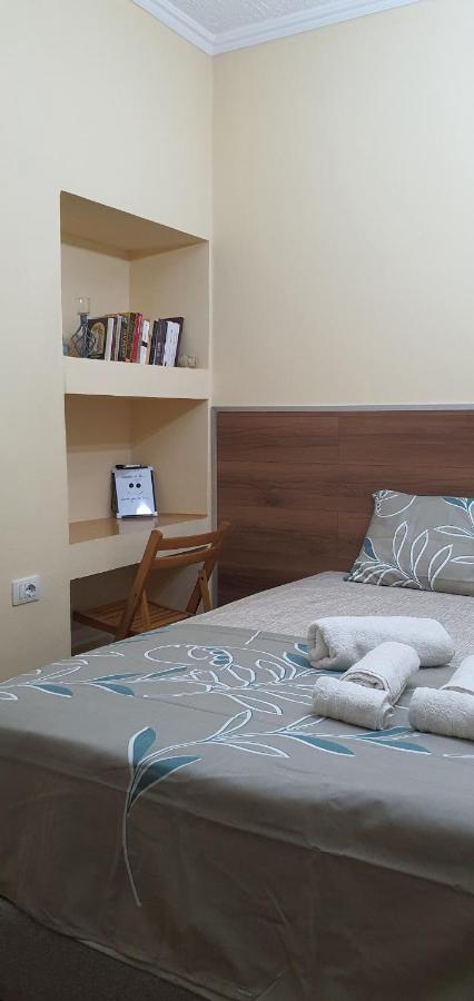 Alle'S M Shyri Studio Apartment Tiran Dış mekan fotoğraf